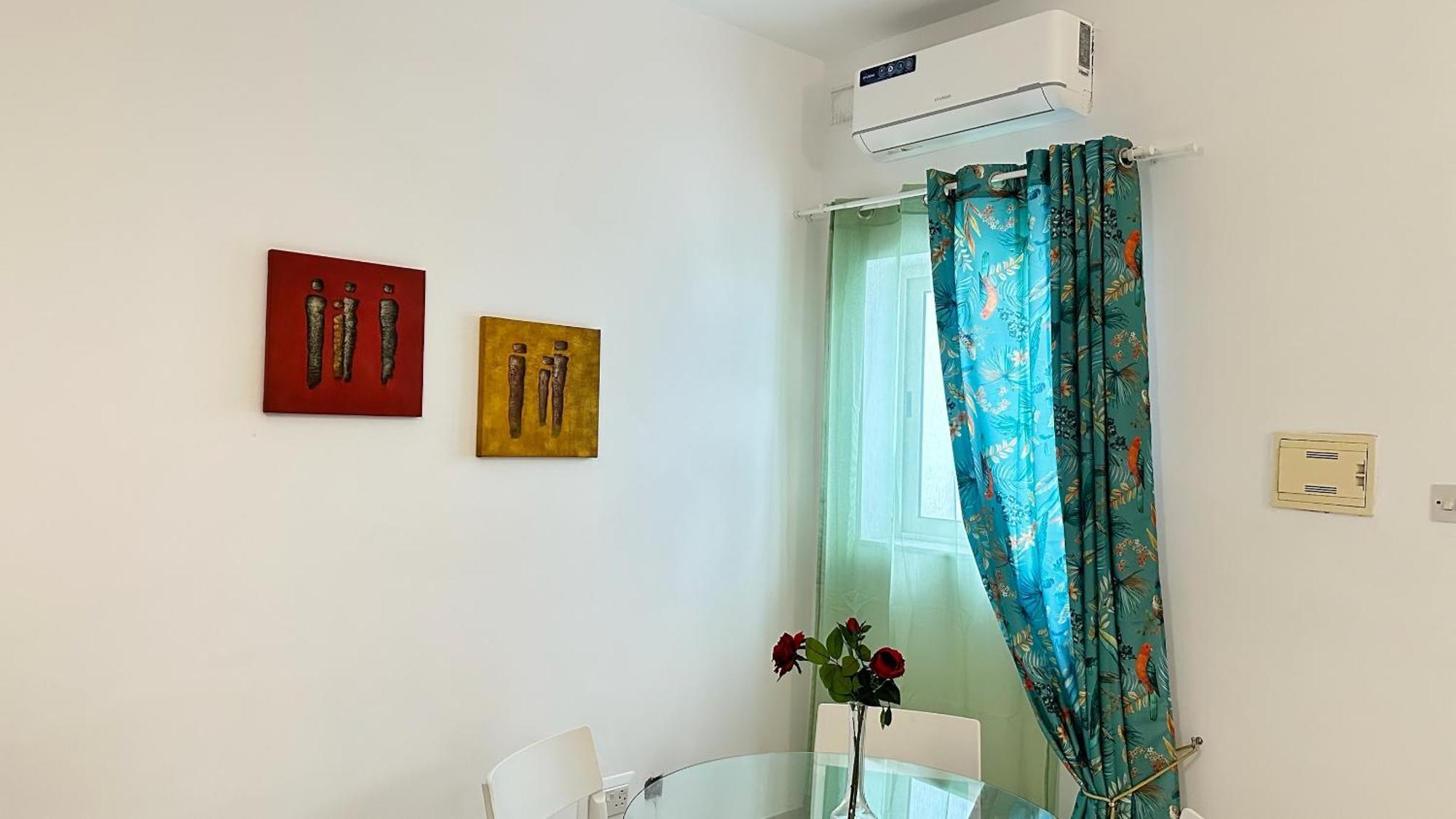 Centrally Located Апартаменты *